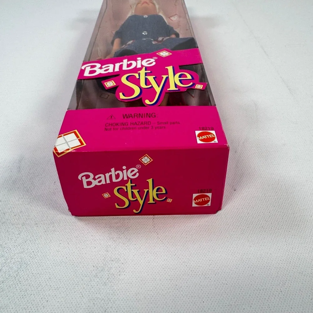 Vintage 1997 Barbie Style Doll Mattel 18219 Blonde Denim Dress Plaid Pockets NEW